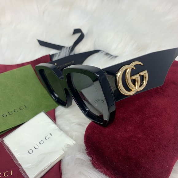GUCCI Women’s luxury oversized sunglasses large GG Logo GG0956S - Picture 9 of 16